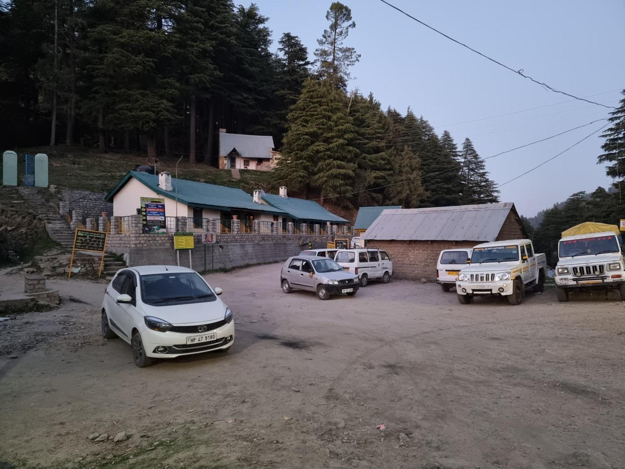Forest Vibes Kalatop-Rooms And Restaurant Dalhousie Ngoại thất bức ảnh