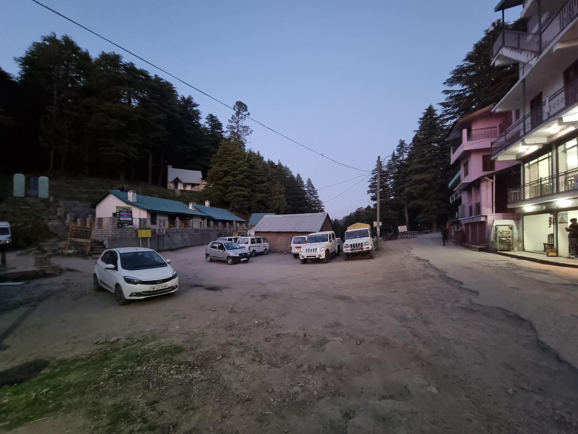 Forest Vibes Kalatop-Rooms And Restaurant Dalhousie Ngoại thất bức ảnh